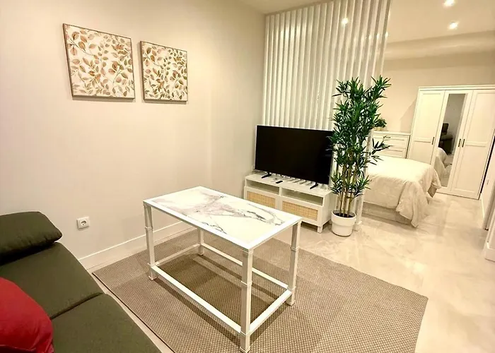 Apartment Almogavares 2 *