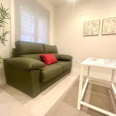 Apartment Almogavares 36 2